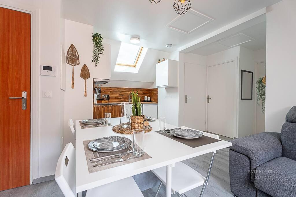 Appartement 7 Personnes Pres De Disney & Paris Chanteloup-en-Brie Exteriör bild