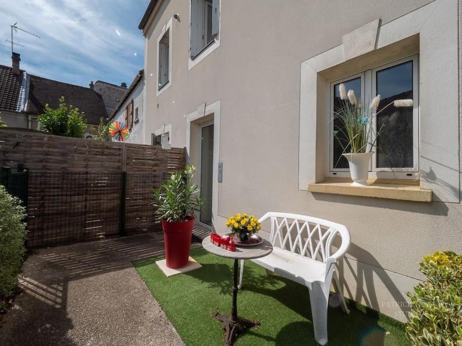 Appartement 7 Personnes Pres De Disney & Paris Chanteloup-en-Brie Exteriör bild
