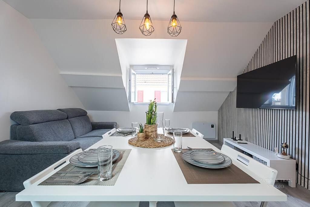 Appartement 7 Personnes Pres De Disney & Paris Chanteloup-en-Brie Exteriör bild